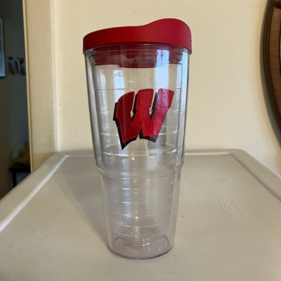 Tervis University of Wisconsin Badger Tumbler - Picture 1 of 3